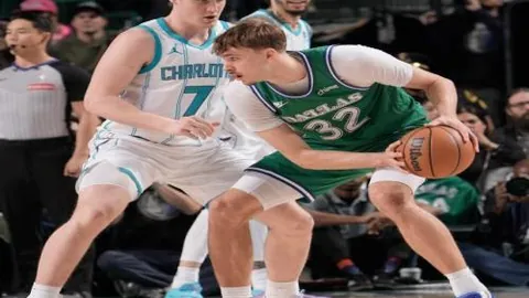 博格巴世界波助曼联2-0胜富勒姆，卡瓦尼贡献关键进球